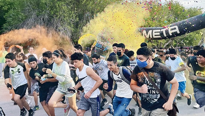 Festeja el CECyTEC con “The color run”