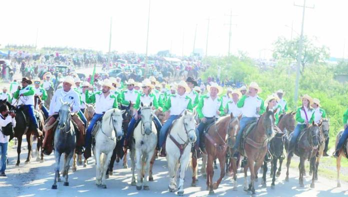 Disfrutan 50 mil de la cabalgata