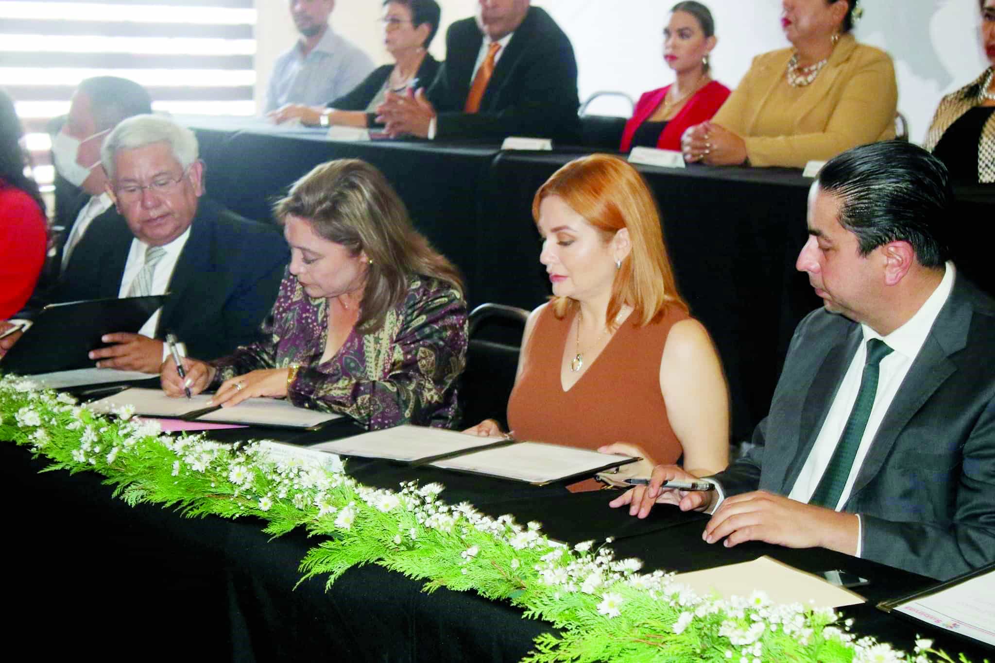 Celebra Sabinas 80 Aniversario