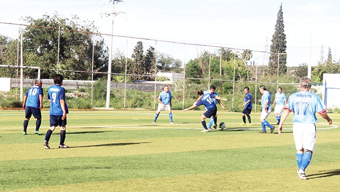 Necaxa recetó goliza a los Abogados