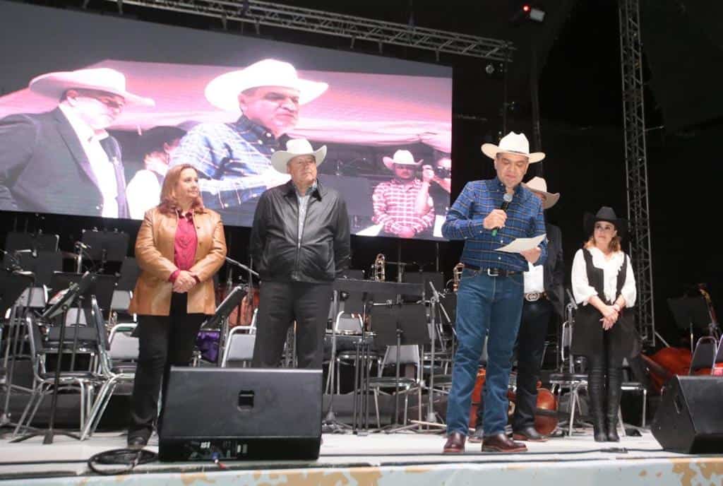 Inaugura MARS Rodeo Saltillo Expogan & Fest