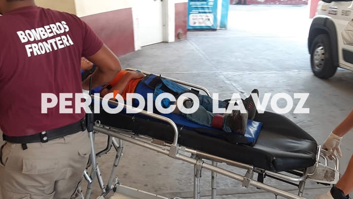 Cae niño de cuatrimoto