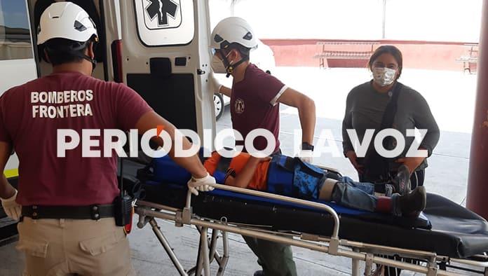 Cae niño de cuatrimoto