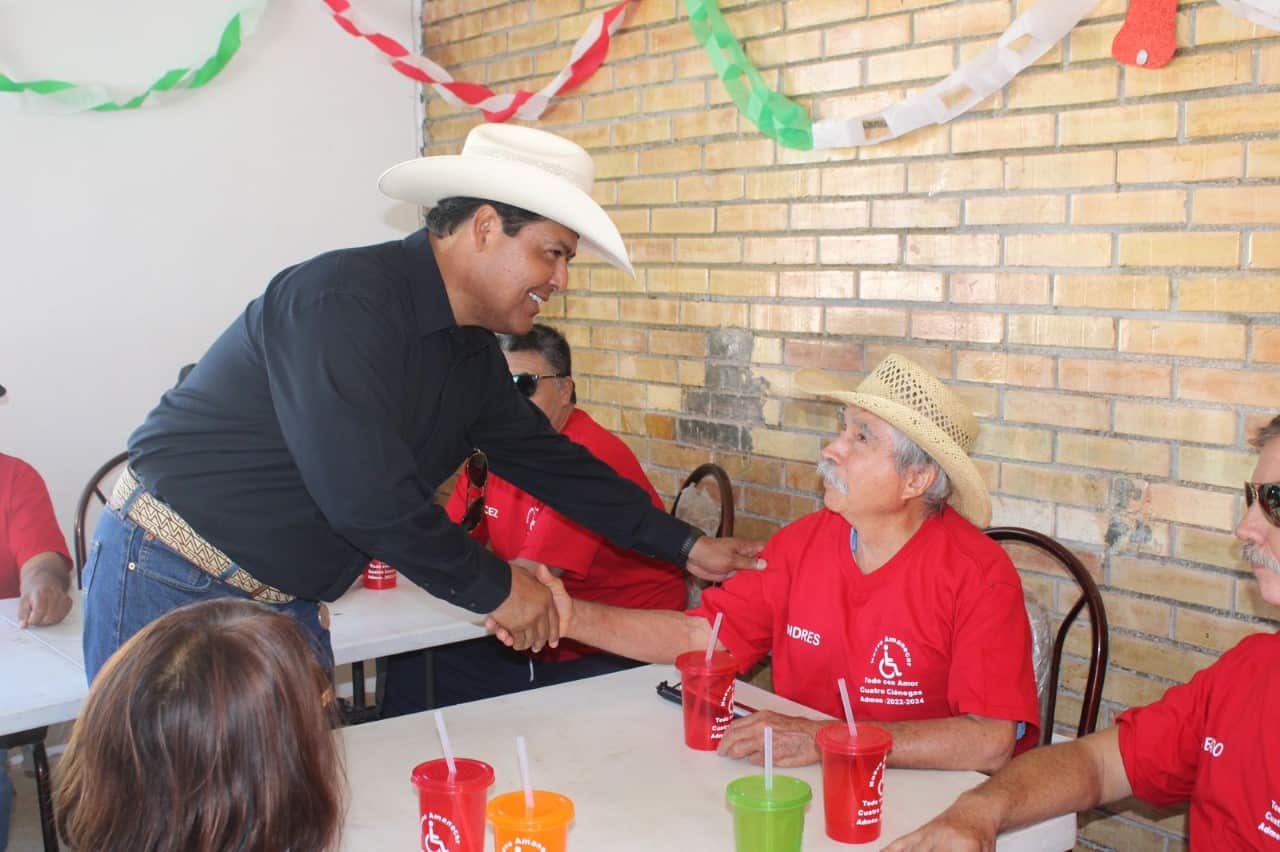 Cuatro Ciénegas | Celebra Beto con Nuevo Amanecer