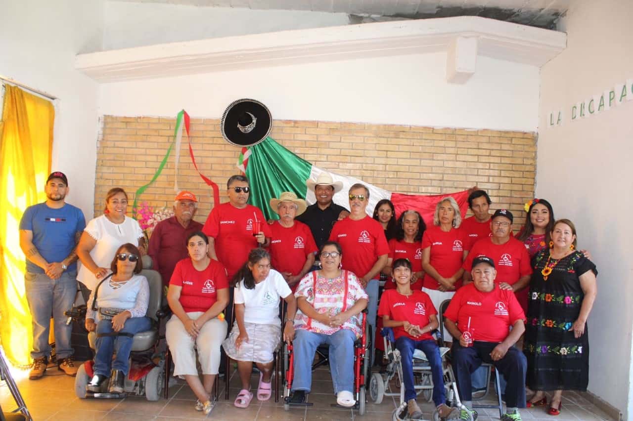 Cuatro Ciénegas | Celebra Beto con Nuevo Amanecer