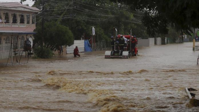 Puerto Rico sin luz, agua y con áreas devastadas tras huracán Fiona