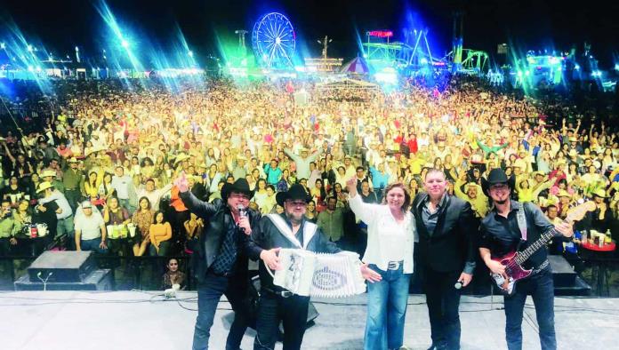 Exitoso cierre de Fiestas Grandes