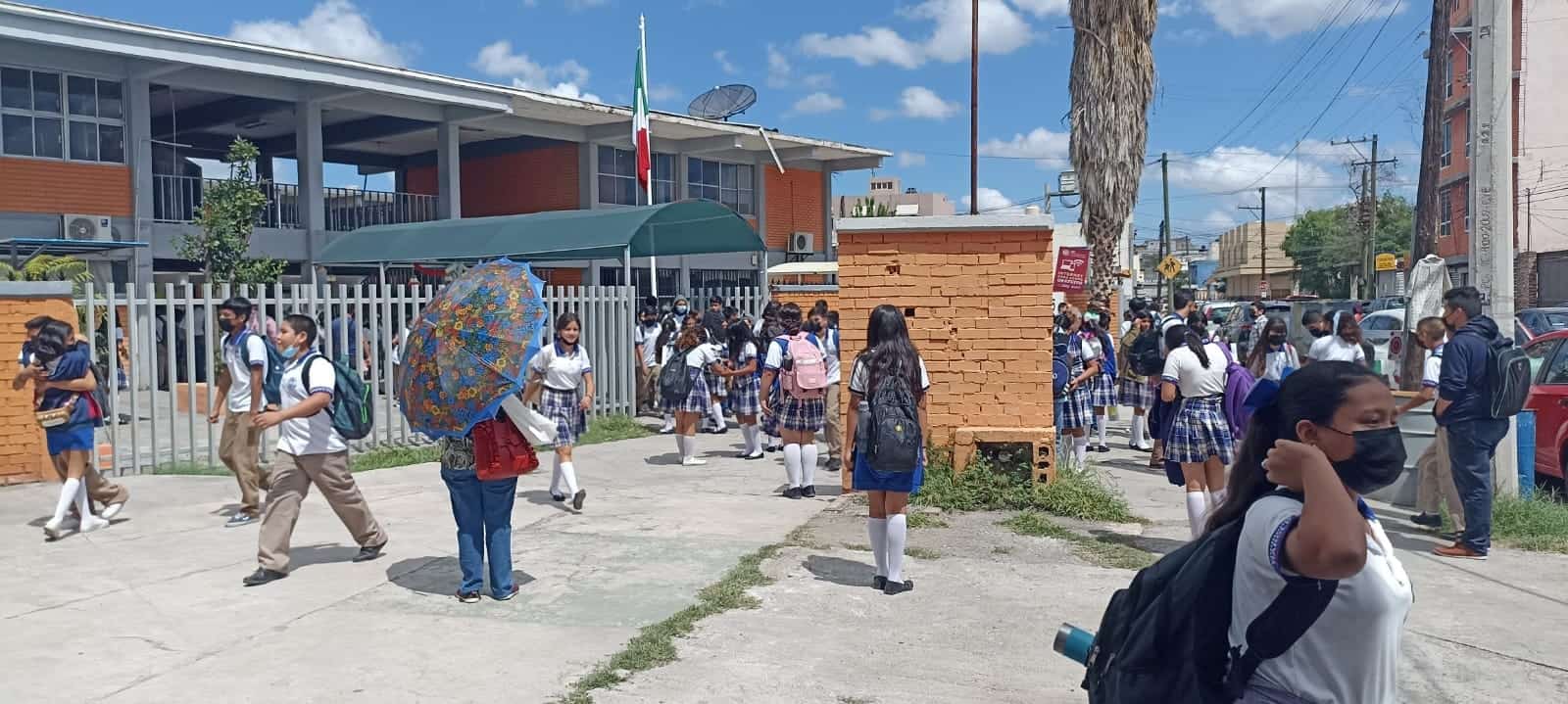 A partir de los 12 años ya será decisión personal el uso o retiro del mismo en lugares públicos.