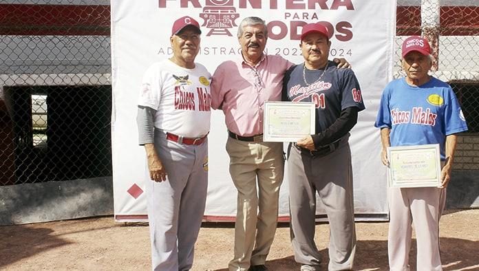 PREMIÓ RECREATIVA A SUS CAMPEONES