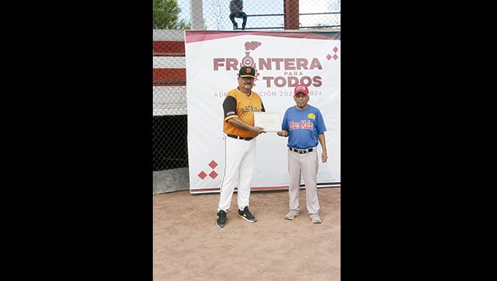 PREMIÓ RECREATIVA A SUS CAMPEONES