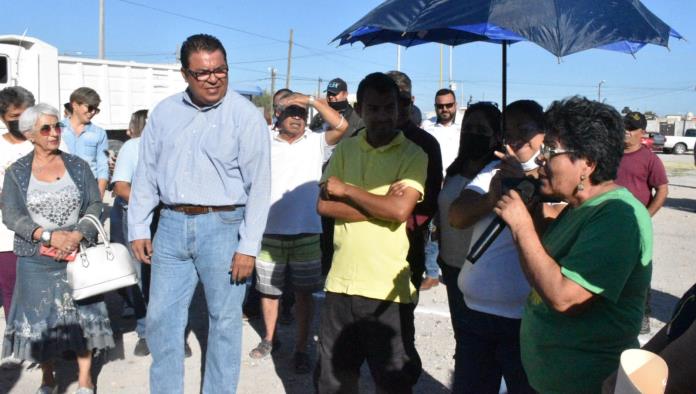 Frontera | Dan banderazo a obra de plaza
