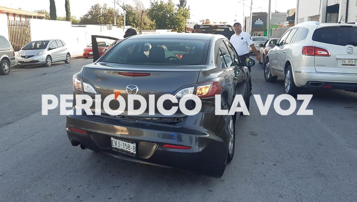 Frunce auto en choque