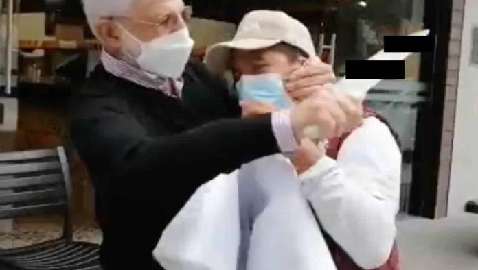 Fiscalía investiga a padre de alcalde que amenazó con cuchillo a trabajador de la CDMX