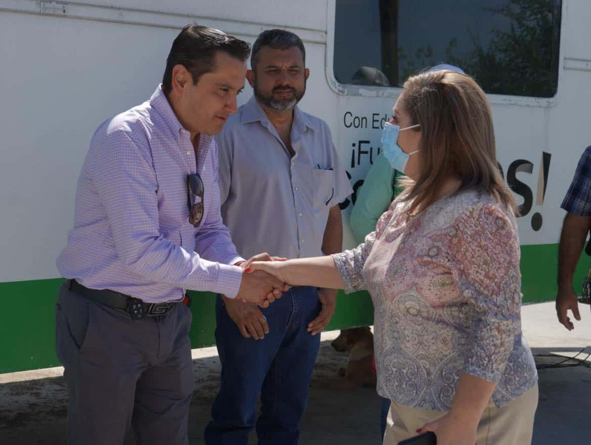 Supervisa Pepe Díaz rehabilitación escolar