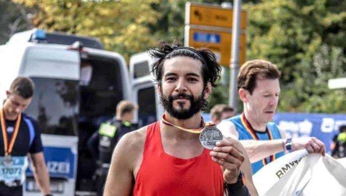 Arriba ciudad Frontera; Noé Zamora Asís ¡lucen en Maratón de Berlín!