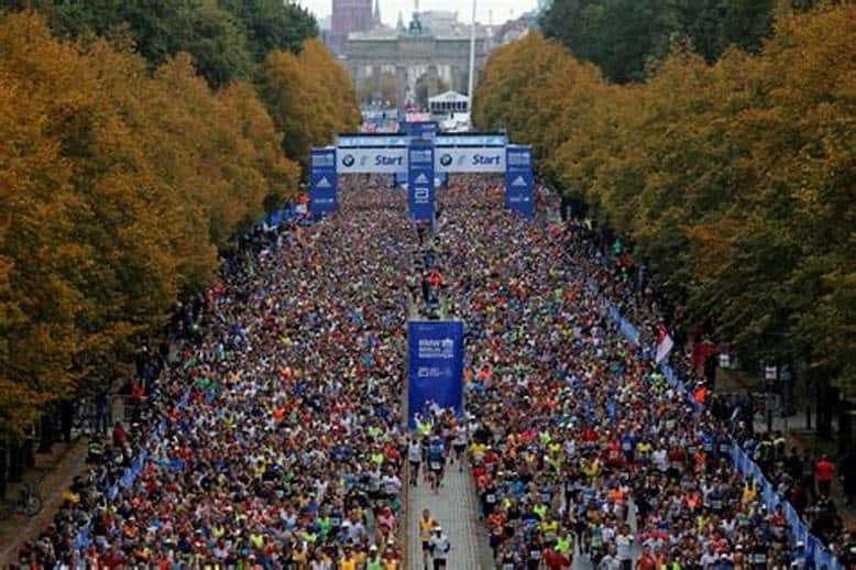Arriba ciudad Frontera; Noé Zamora Asís ¡lucen en Maratón de Berlín!