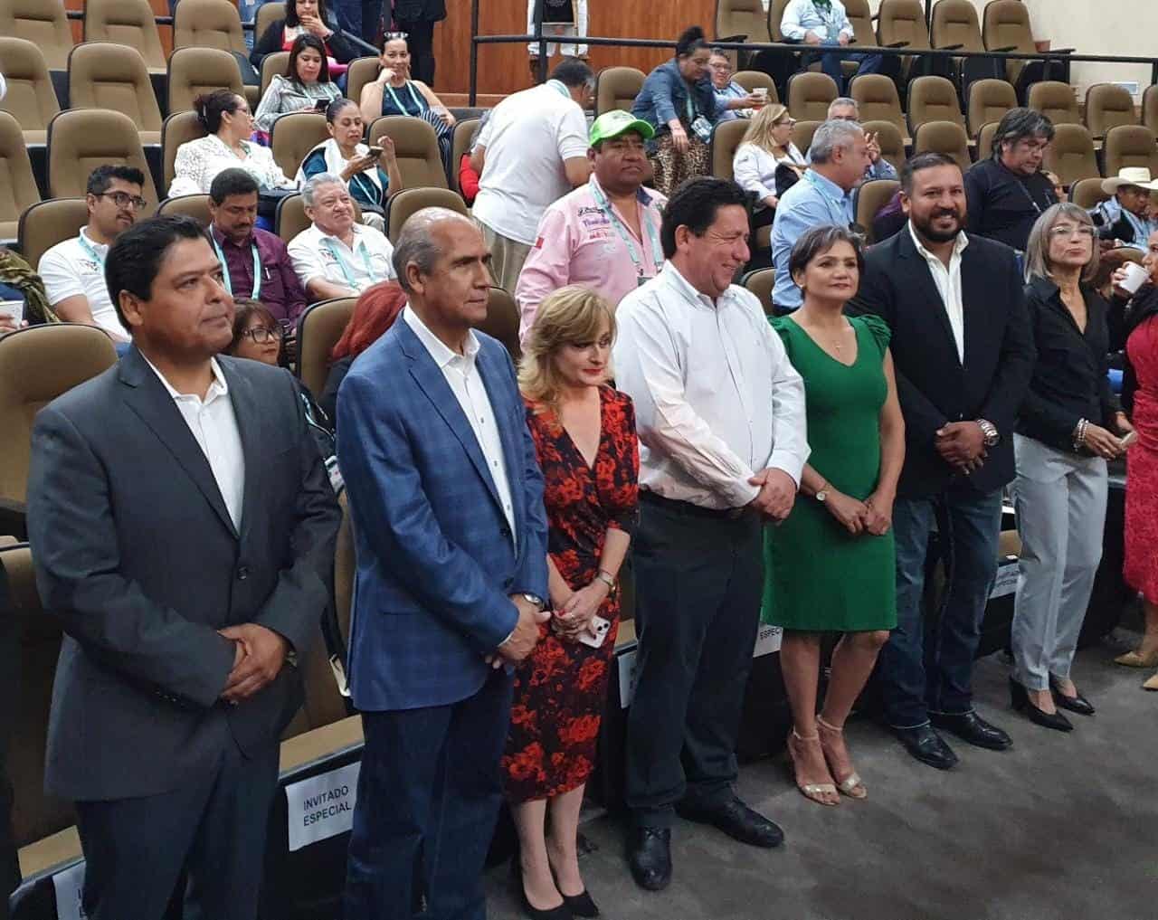 Presente Beto en Congreso