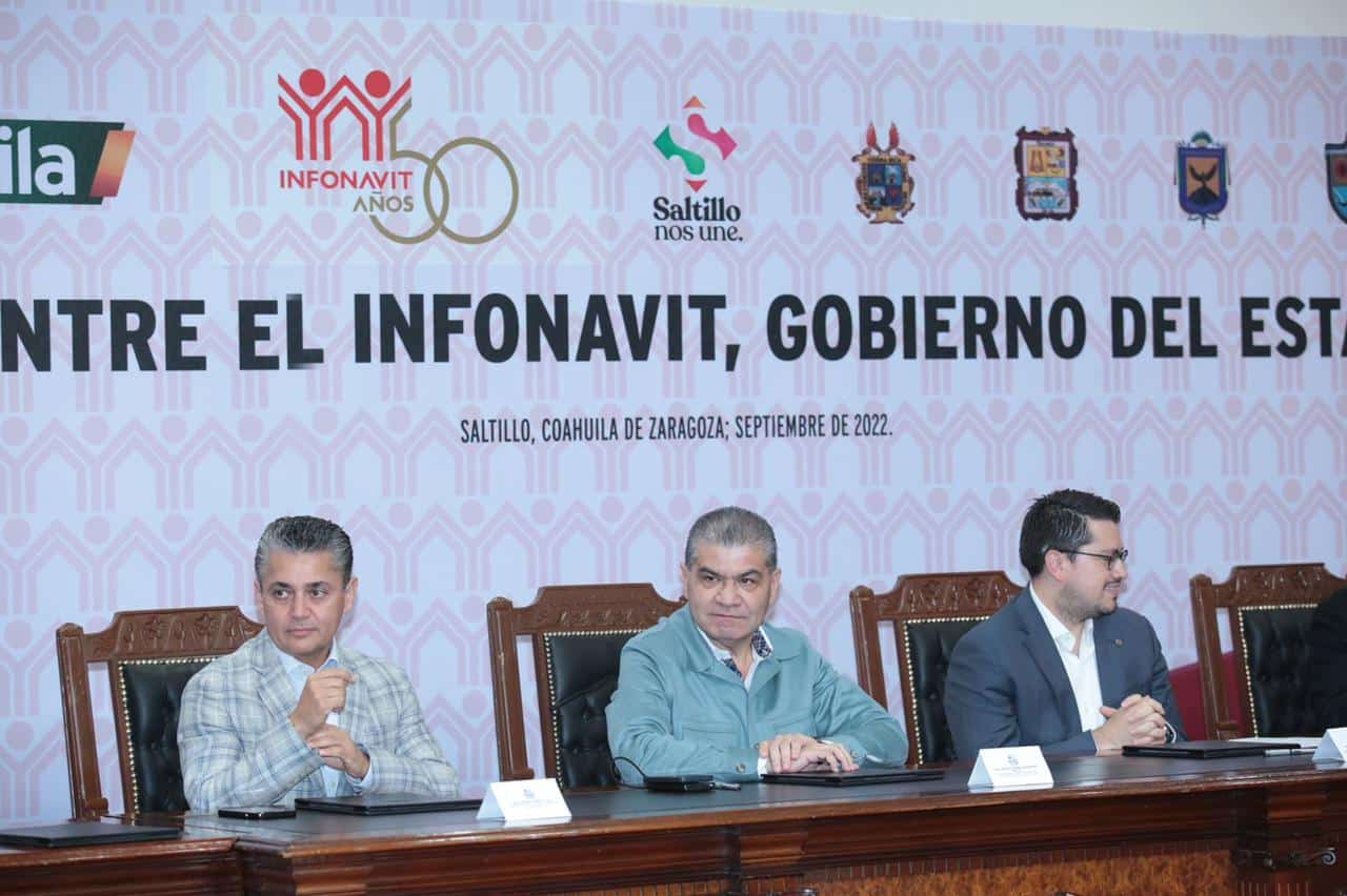 Firman convenio Coahuila e Infonavit