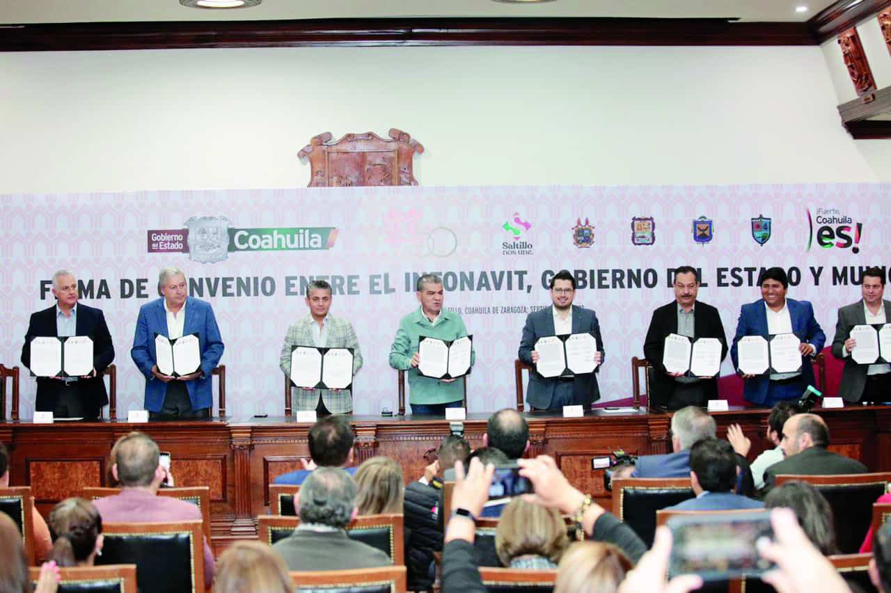 Firman convenio Coahuila e Infonavit