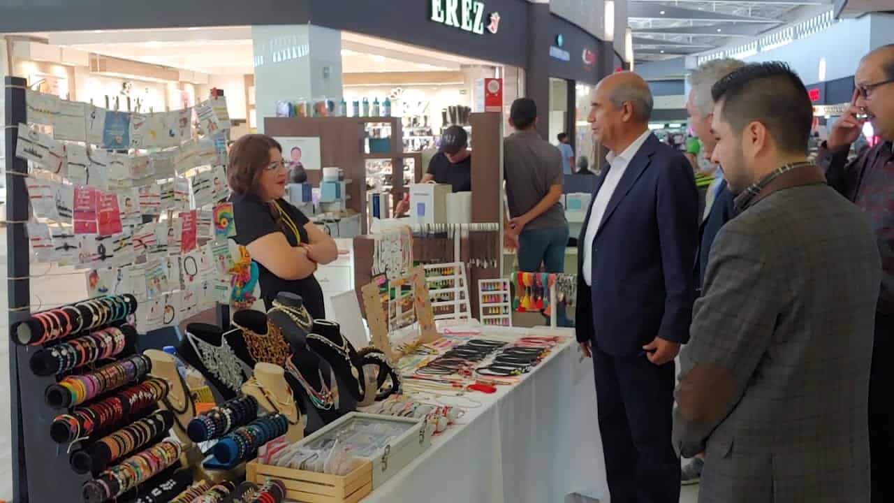Ayuntamiento impulsa a comerciantes locales
