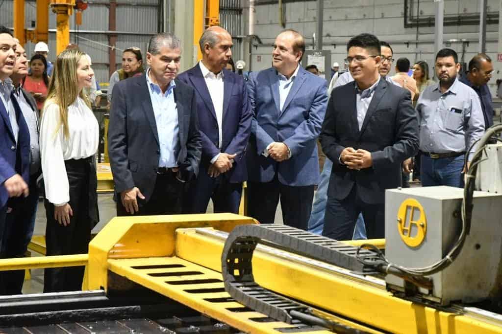 Reconoce Alcalde labor de empresarios de Metelmex