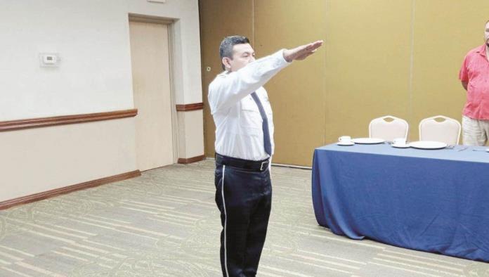 Toma protesta; Asume Gabriel Ruiz Policías Celestiales
