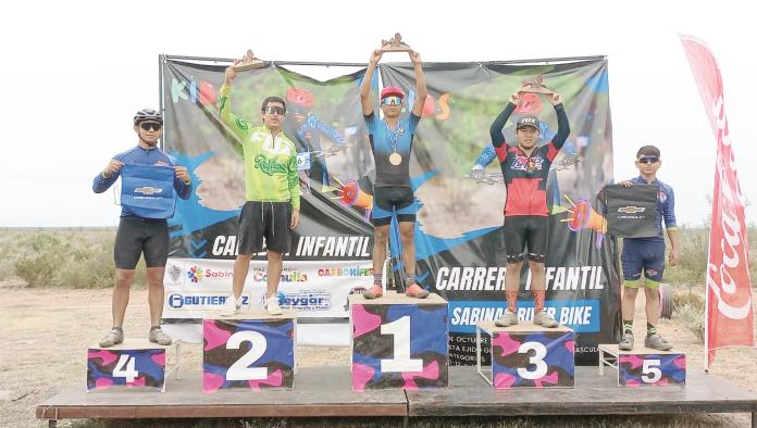 Fortalece Sabinas Deporte y Turismo