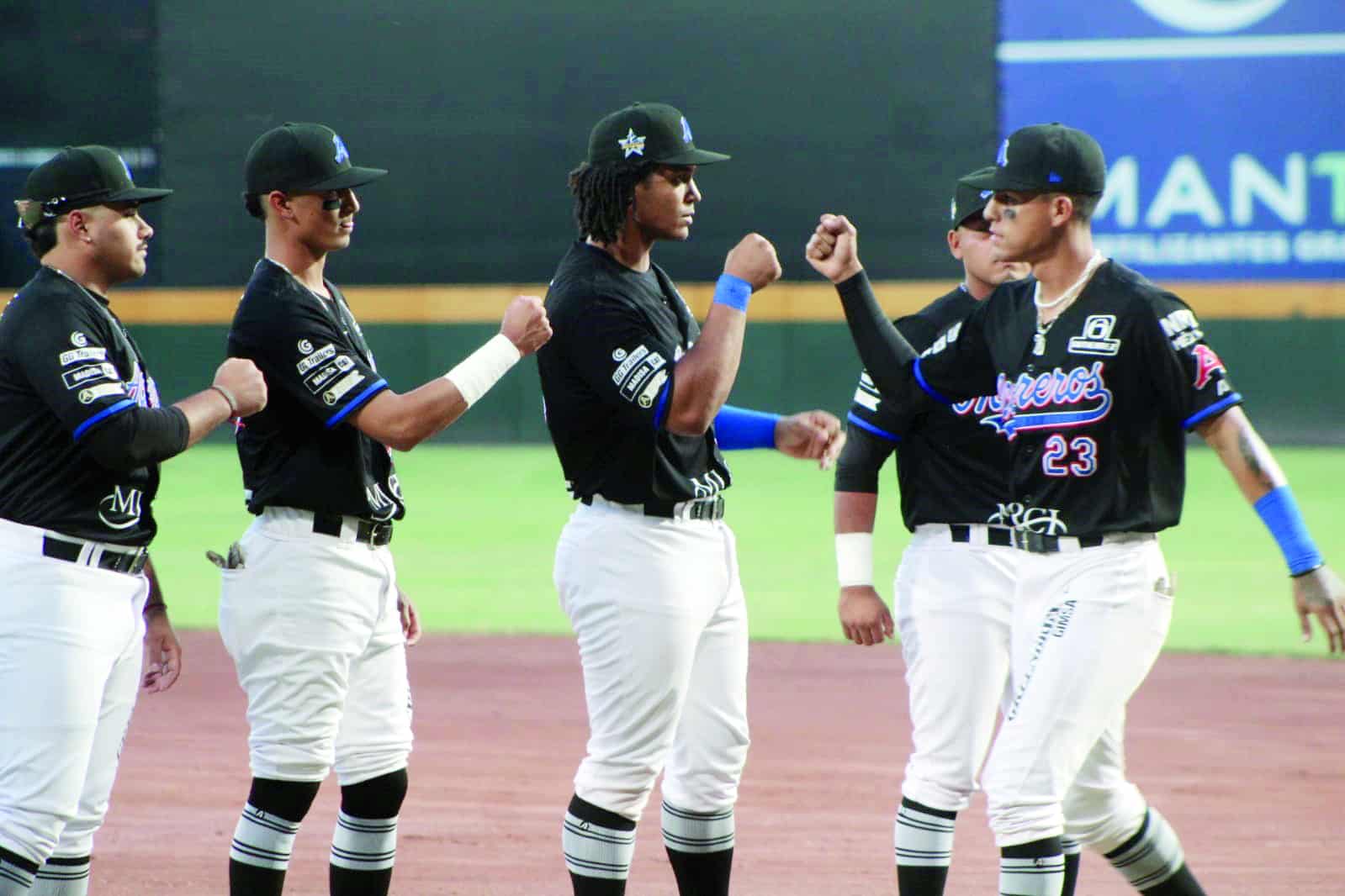 Acereros a defender el campeonato