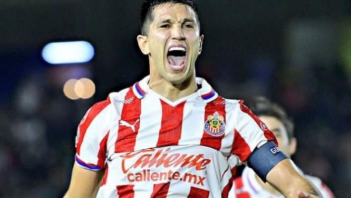 Jesús Molina dice adiós a Chivas
