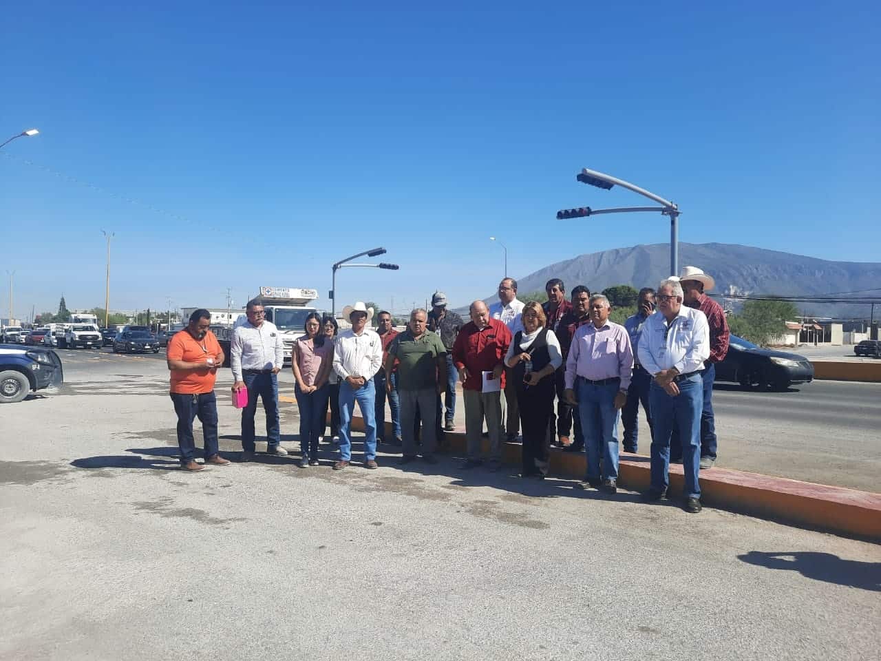 Embellecen el Bulevar Galaz