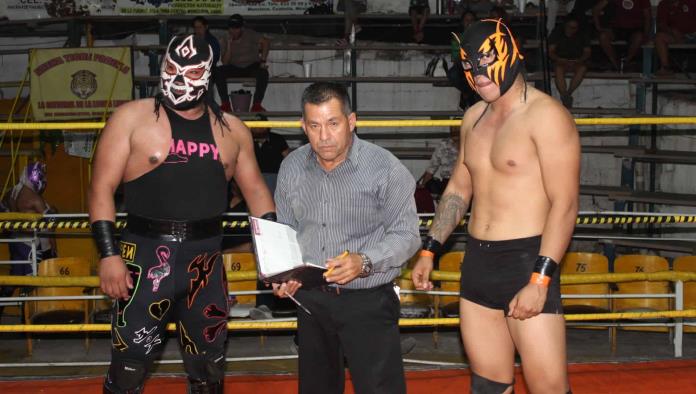 Todo listo para el jueves 20 de octubre Thunder Black expondrá su título