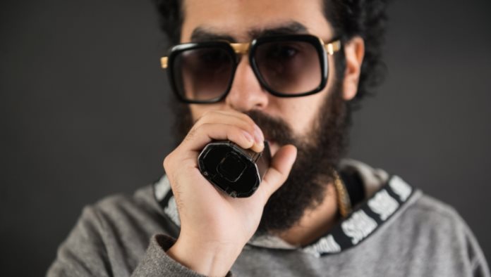 Vapeadores contienen sustancia para matar cucarachas: Cofepris