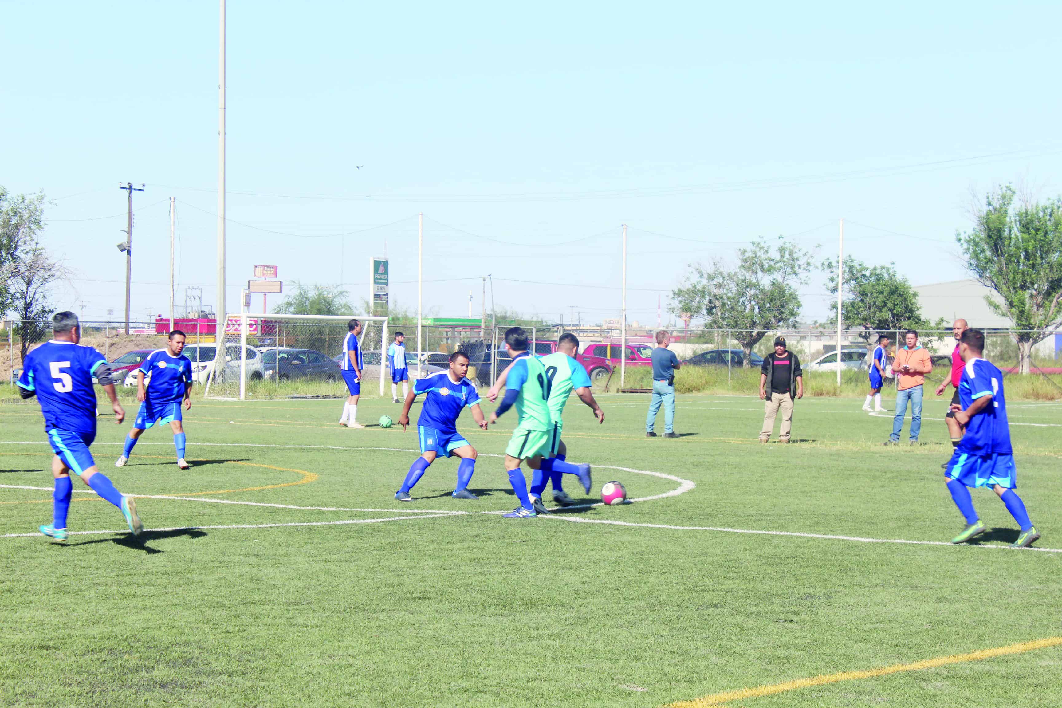 Leones de Escarfeo ganó en Penaltis