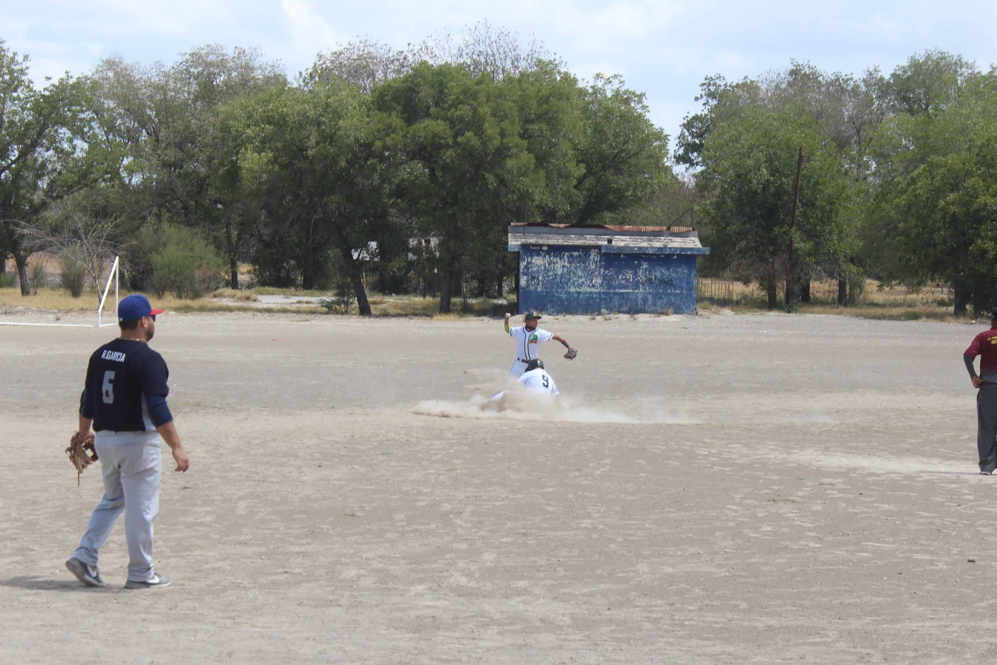Yankees recetó limpia a Mayos