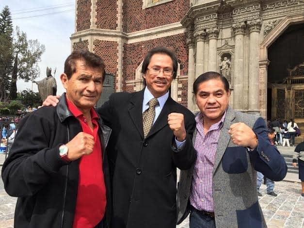 El Campeón Mundial mini mosca Pedro Flores Estuvo en Monclova de visita