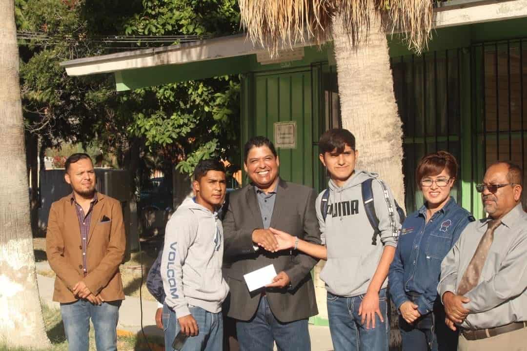 Celebra CBTA 49 Aniversario