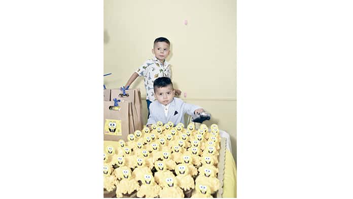 Eder apaga 2 velitas