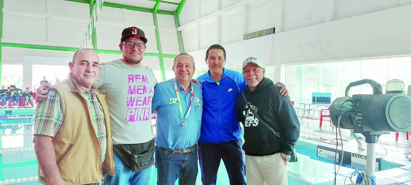 Monclovenses participaron en copa de Natación