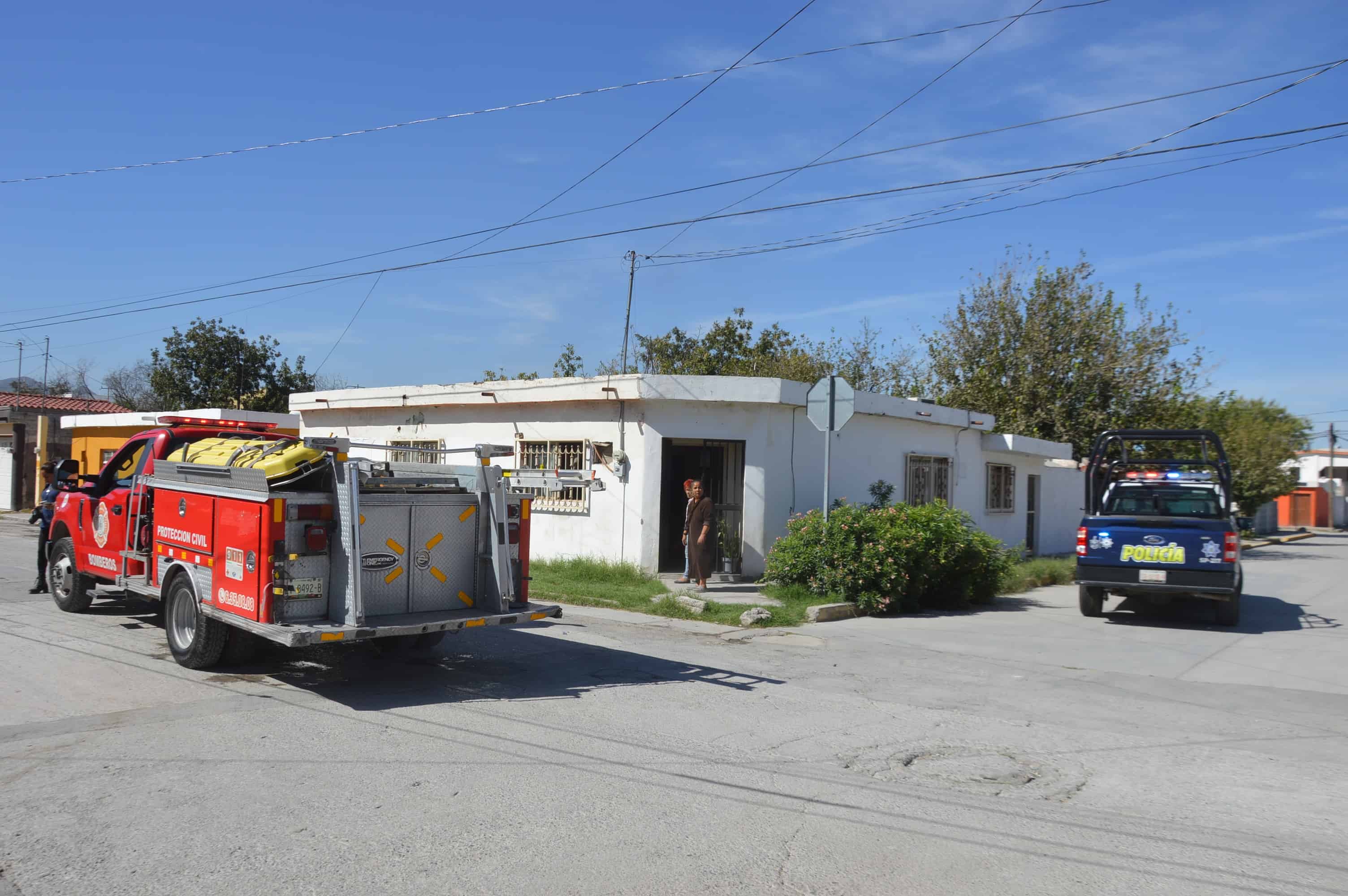 Corto en microondas moviliza a Bomberos