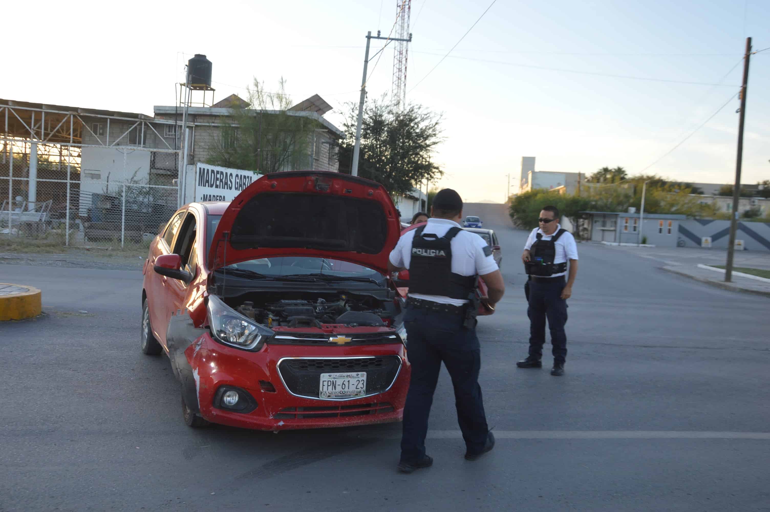 Rebota InDriver contra poste 
