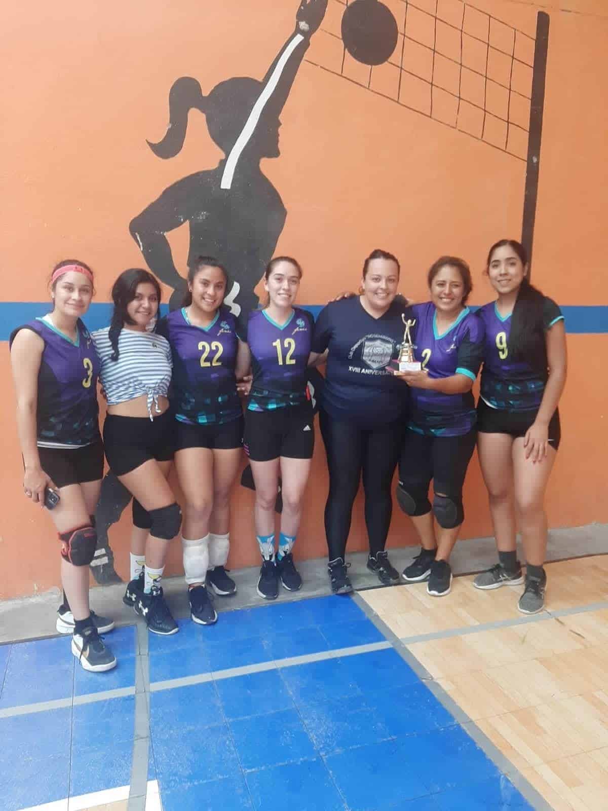 Renuncia Castaños a Circuito Interestatal de voleibol