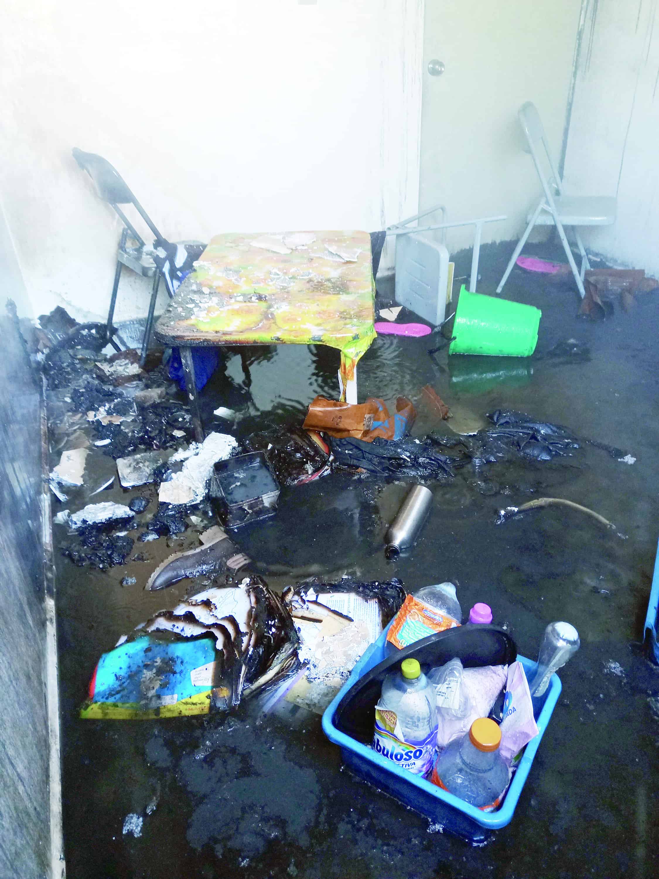 Incendia casa de su vecina 