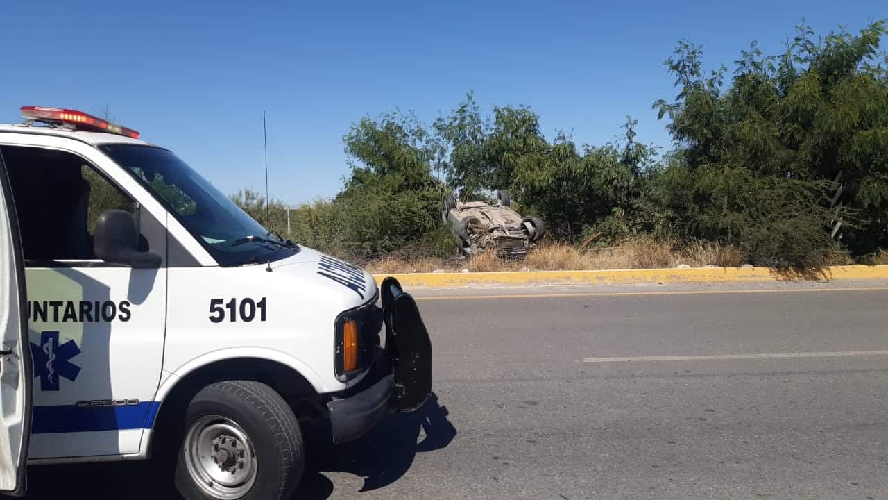 Vuelcan obreros