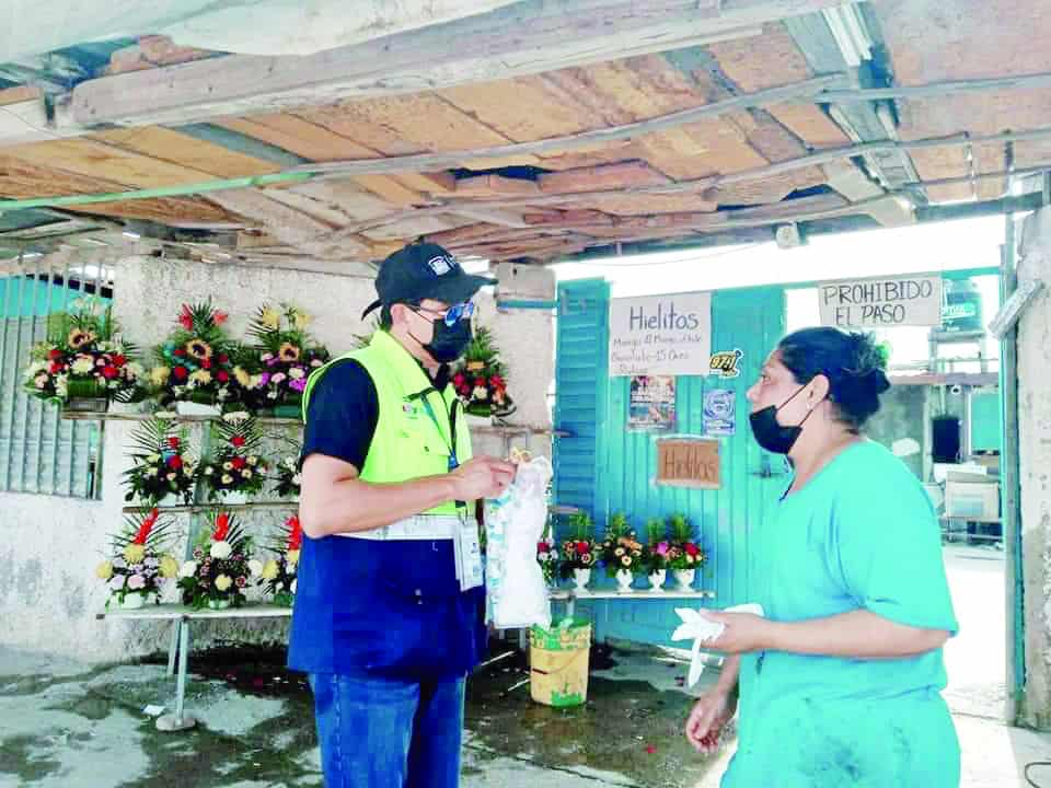 Emiten recomendaciones para visitar panteones