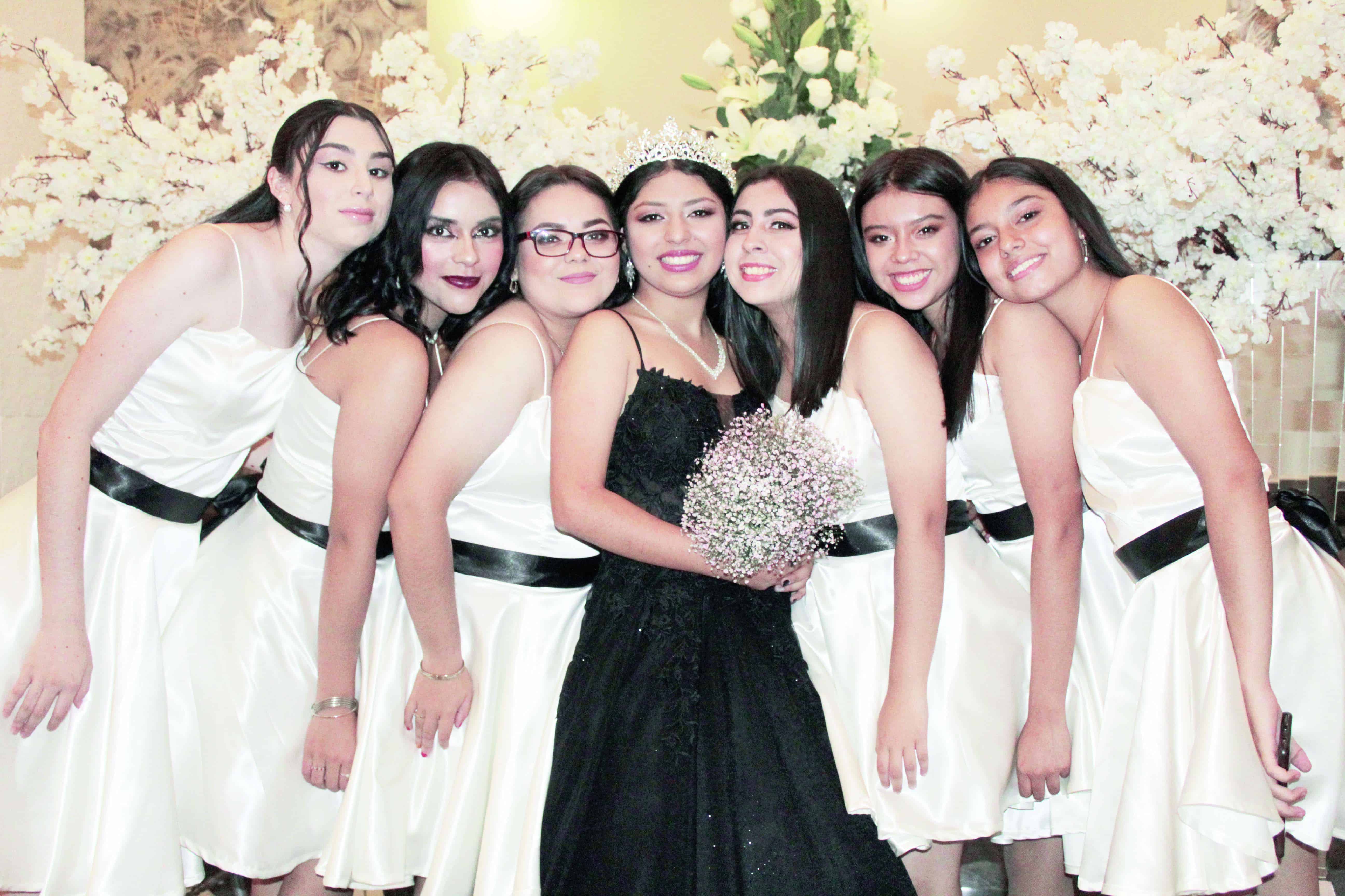 Mariana llega a sus quince años