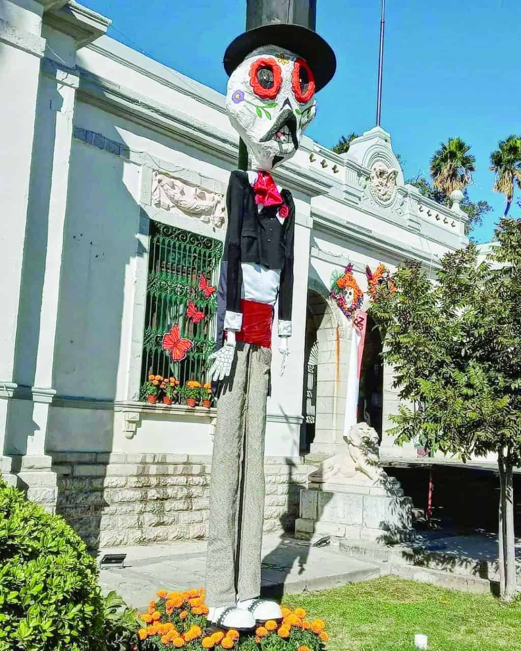 Exhibe Ciénegas cultura y colorido