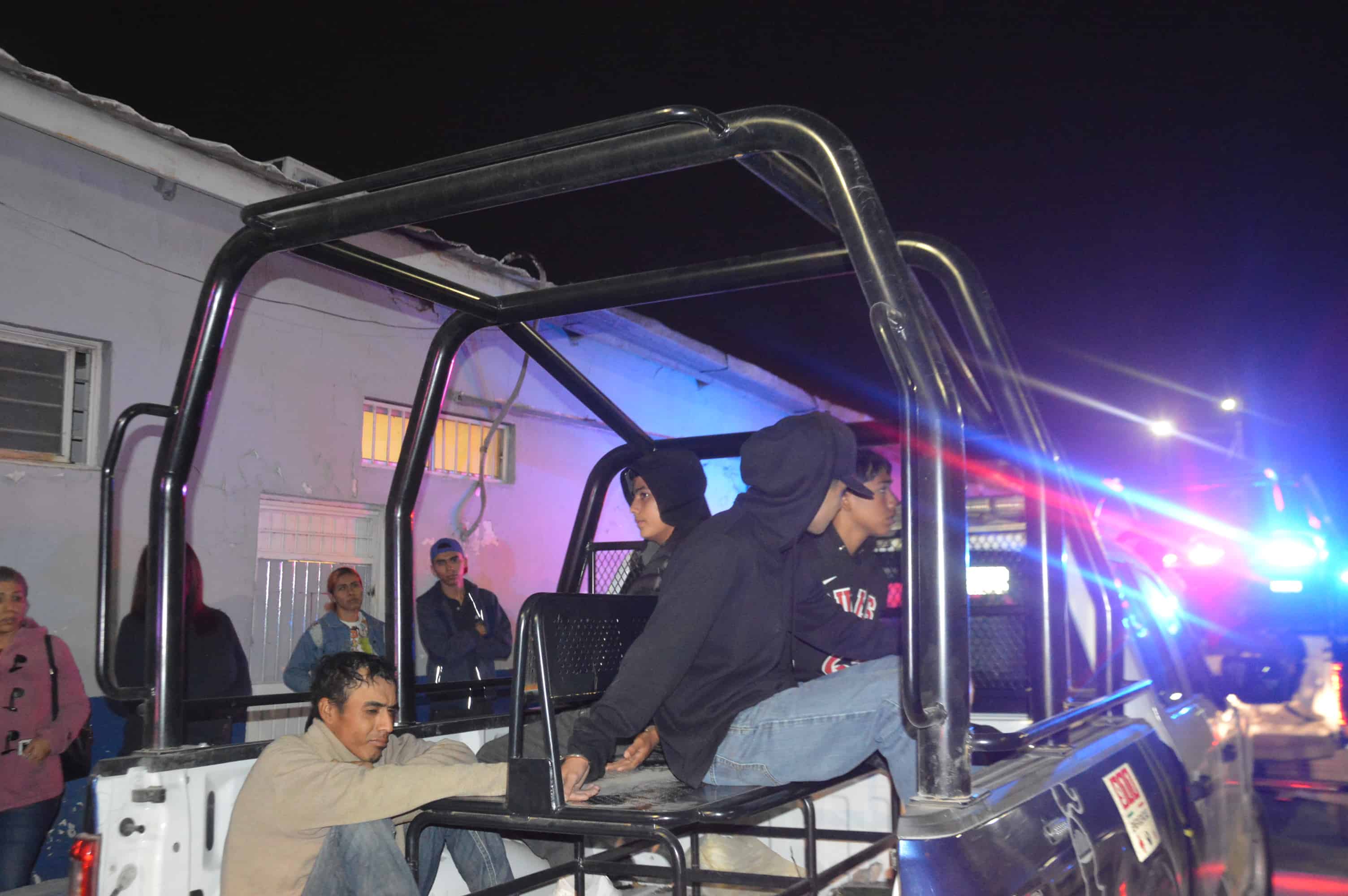 Arman desorden en plaza Zapopan