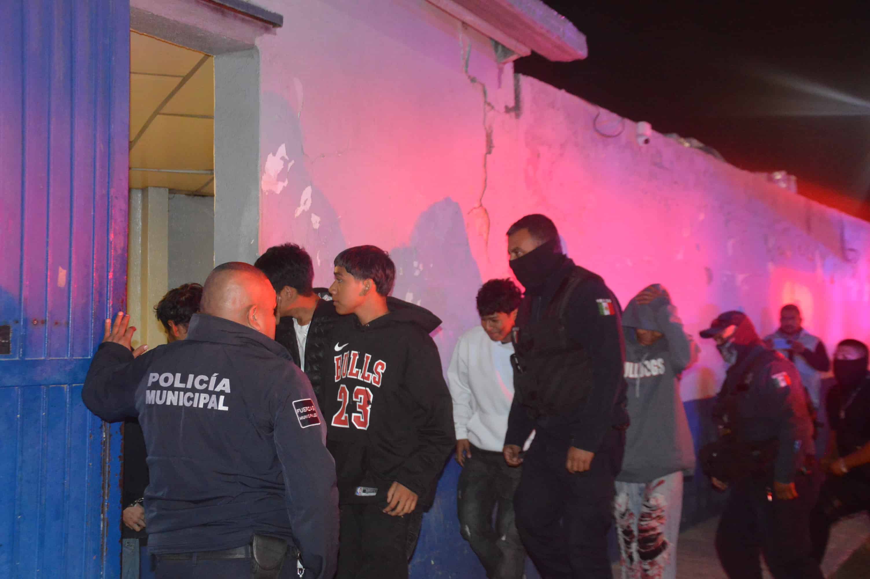 Arman desorden en plaza Zapopan