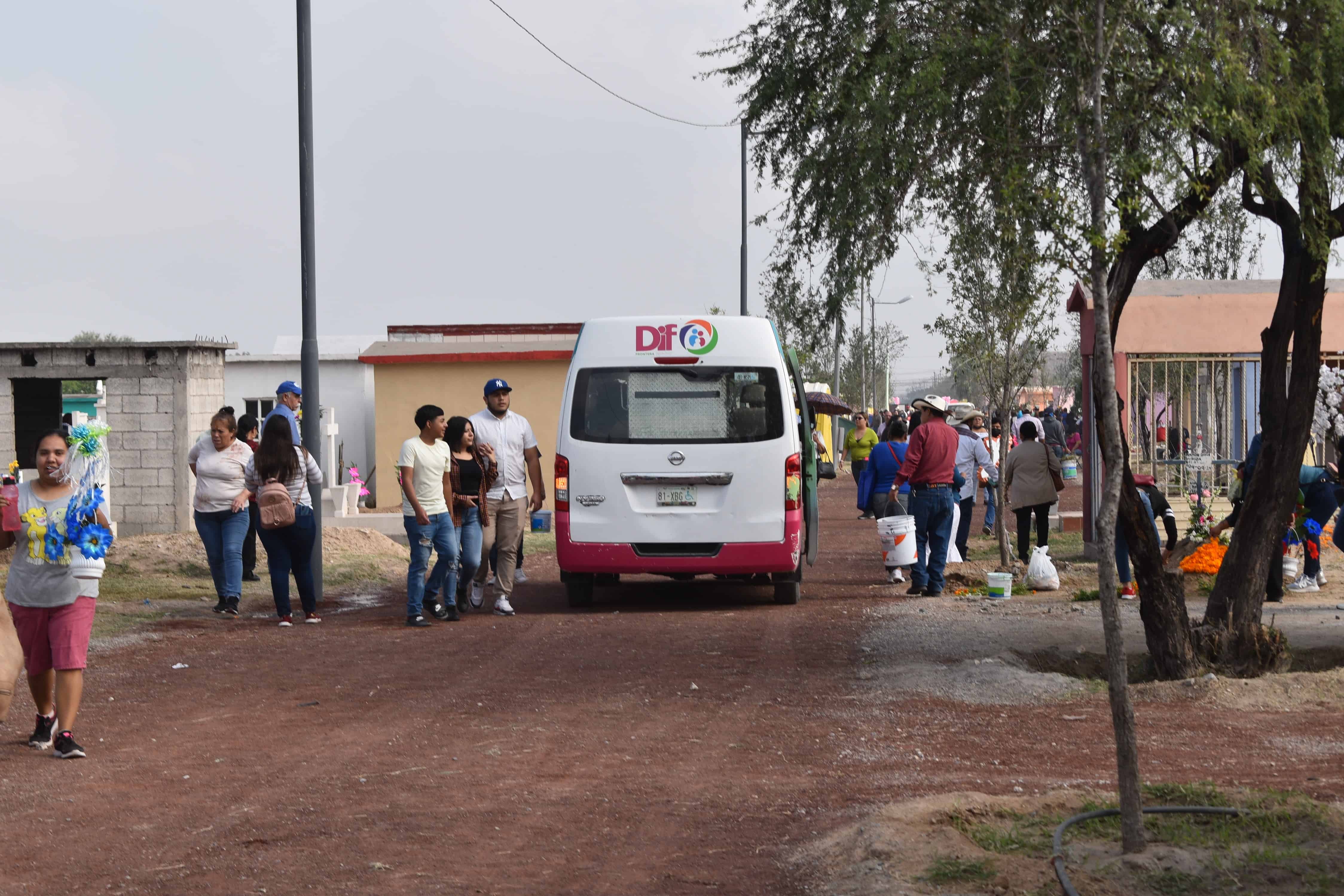Agradecen apoyo discapacitados