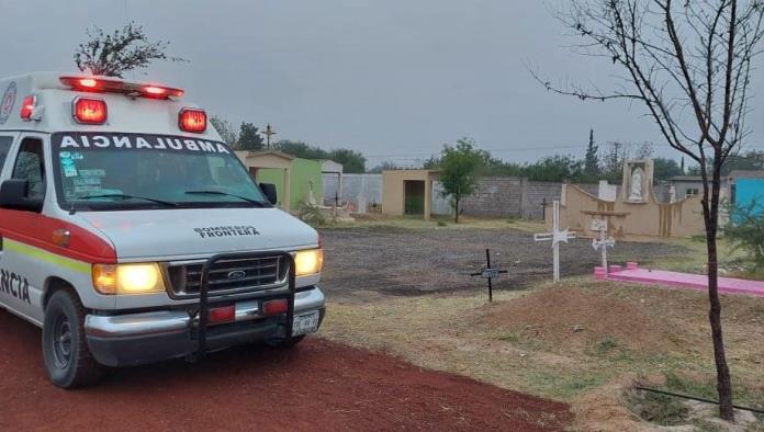 Atienden bomberos reportes en panteón